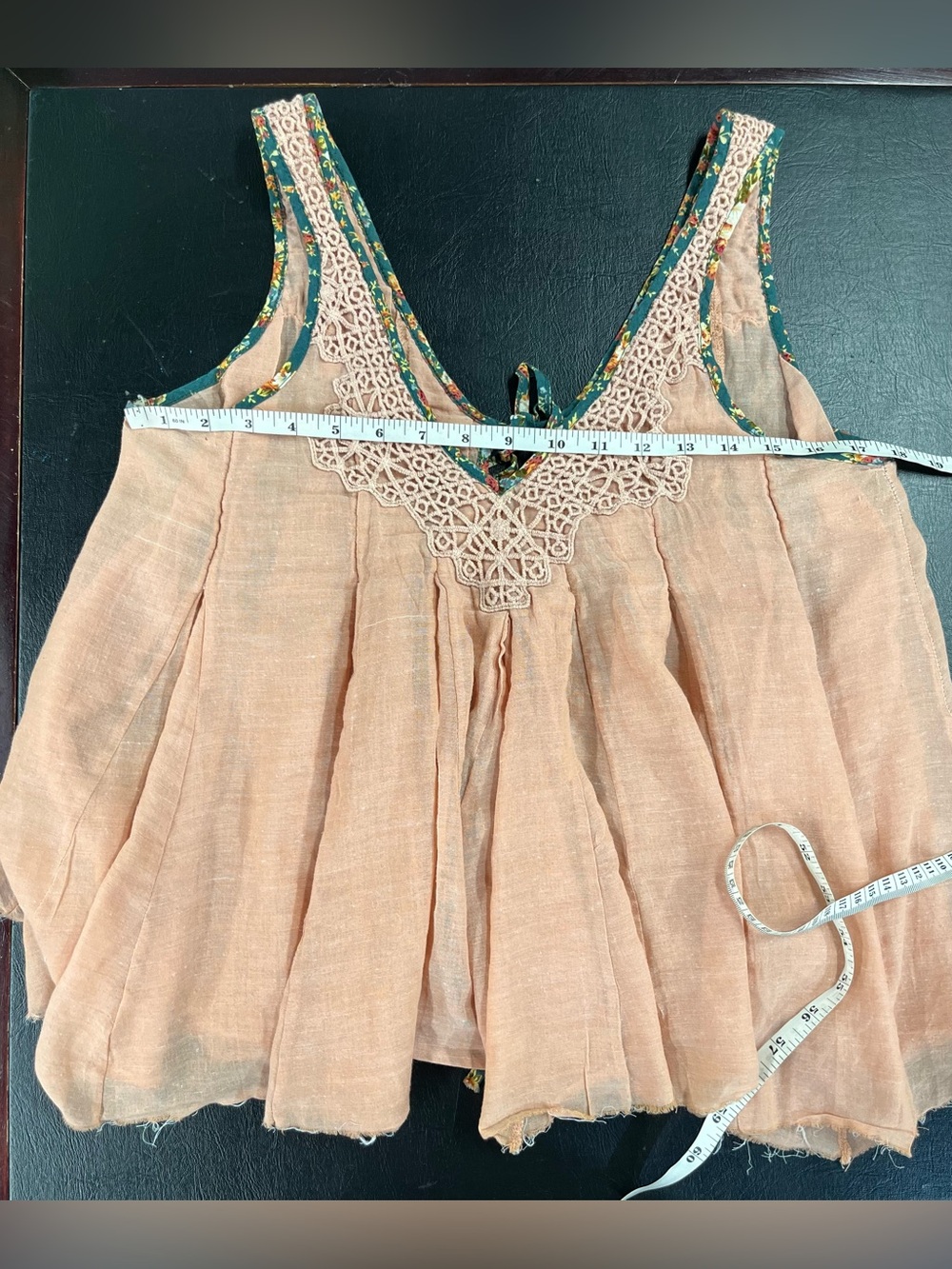 Gimmicks by BKE flowy tank blouse size medium - Picture 7 of 8